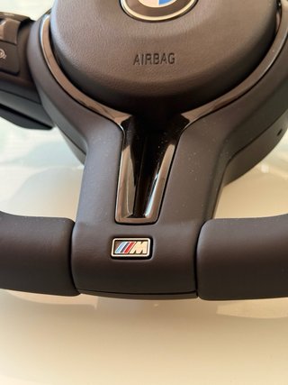 Volante deportivo estilo BMW M