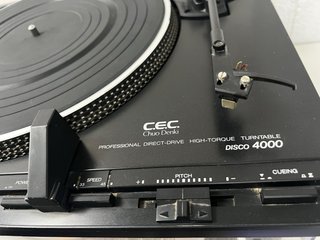 Tocadiscos CEC Chuo Denki 4000