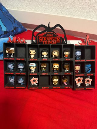 Colección Funko Pop Stranger Things con peana