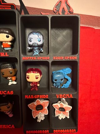 Colección Funko Pop Stranger Things con peana