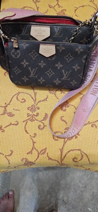 Bolso Louis Vuitton Doble Auténtico,  Con código.
