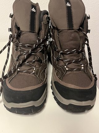Botas de montaña trekking Quechua Marrones