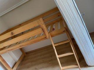 Cama alta de 90cm con colchón