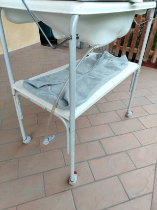 Fasciatoio CAM con vaschetta e piano