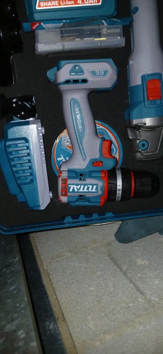 Taladro y Radial Total 20V