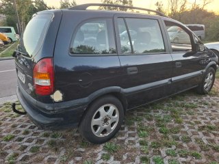 Opel Zafira 2002