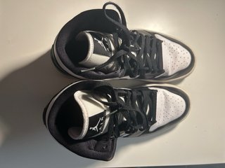 Nike Air Jordan 1 Mid Panda