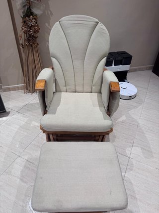 Sillón Mecedora Lactancia + Reposapiés