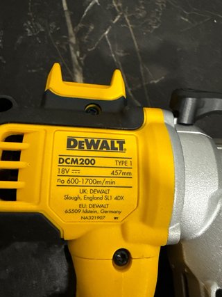 Lijadora de banda Dewalt DCM 200 18V