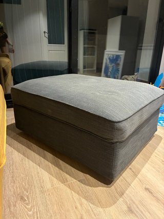 Puff reposapiés Ikea gris con almacenaje