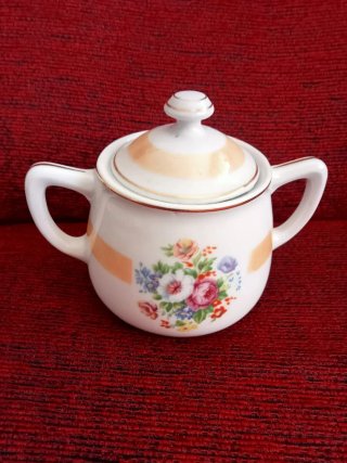 Mini sopera de porcelana con flores