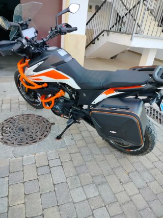 KTM 390 Adventure Naranja/Blanca