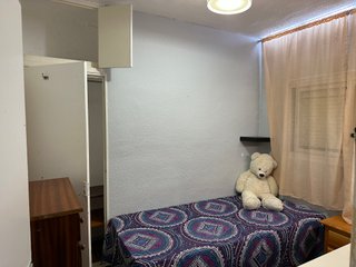 HABITACION EN ALQUILER PARA CHICA