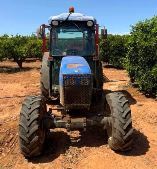Tractor New Holland TN85FA