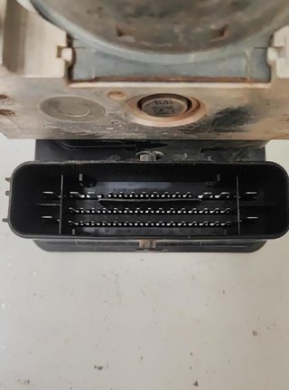 292304 abs 5q0614517 volkswagen passat variant 3g5