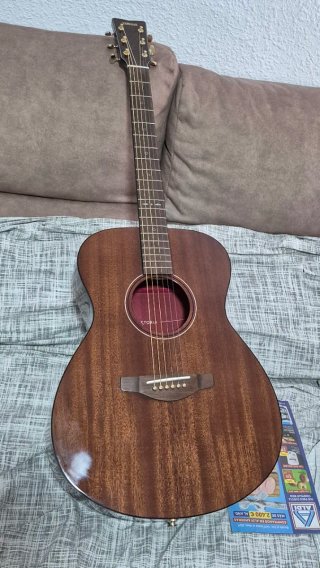 Guitarra Acústica Yamaha Storia III + Funda