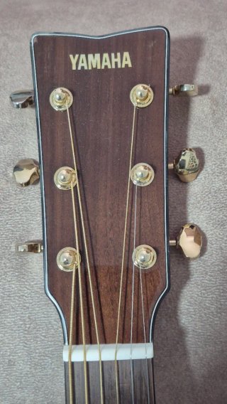 Guitarra Acústica Yamaha Storia III + Funda