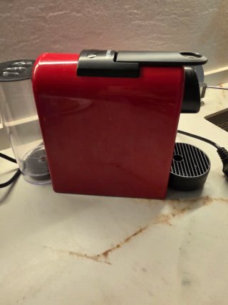 Cafetera Nespresso Roja