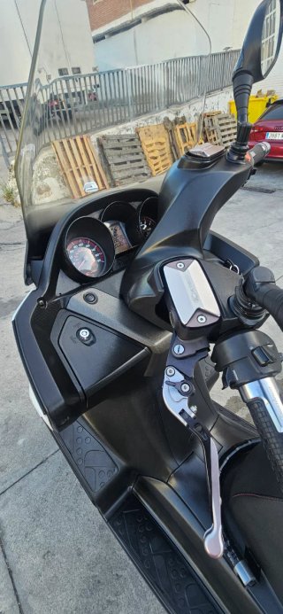 Kymco super dink 300i abs