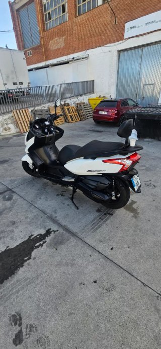Kymco super dink 300i abs