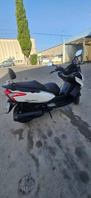 Kymco super dink 300i abs