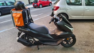Honda PCX 125 Negra 2026