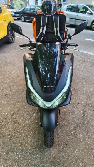 Honda PCX 125 Negra 2026