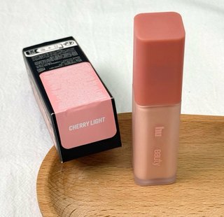 Corrector Huda Beauty