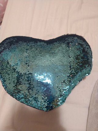 Cojín Corazón Lentejuelas Teal y Negro