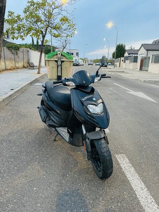 Piaggio Typhoon 50 2T Scooter