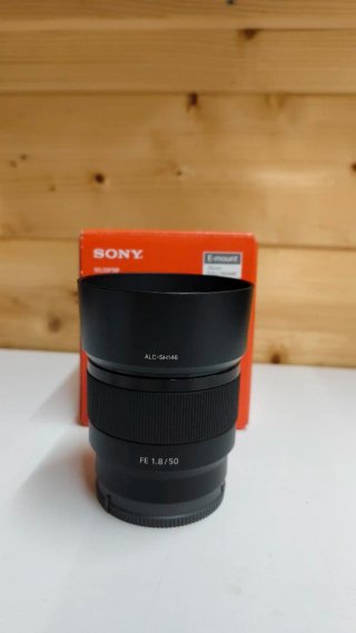 Objetivo Sony FE 1.8/50