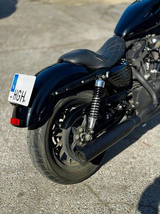 Harley Davidson Sportster 1200XL Negra