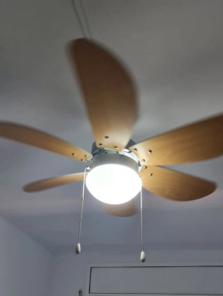 Ventilador de techo con luz madera