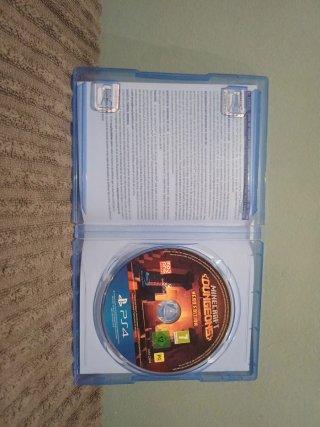 Minecraft Dungeons Hero Edition PS4