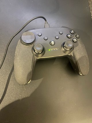 Mando Gaming Estilo Elite con Cable