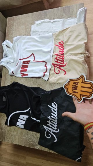 Ropa YWA Attitude Negra y Blanca