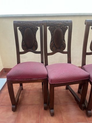Sillas de madera maciza