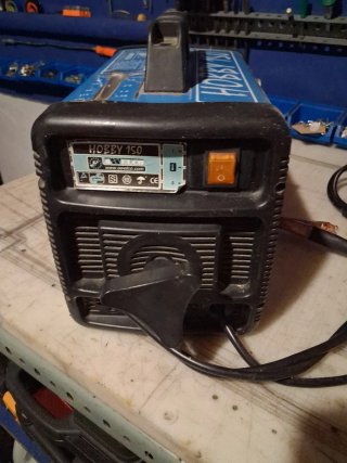 Soldadora Hobby 150 + Electrodos Peso unos 15Kilos