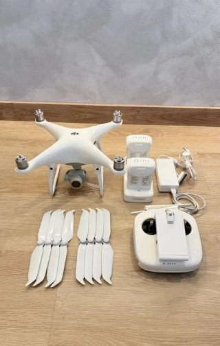 DJI Phantom 4 Pro V2.0 Drone