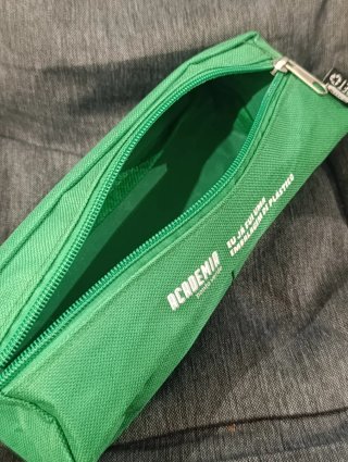 Carteira escolar verde
