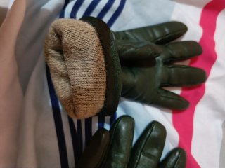 Guantes de piel verde