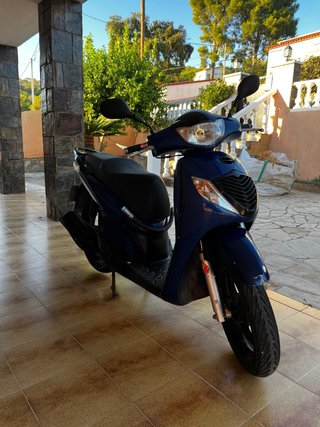 Honda SH 125i Scooter Azul