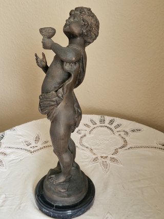 Escultura de bronce decorativa