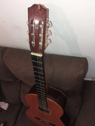 Guitarra Alhambra 1976