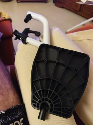 Reposapiés para silla de baño  WC UN4003 Sensicare