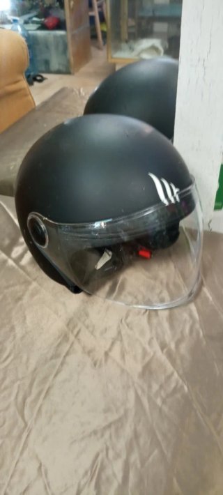 Casco Moto MT Helmets Negro