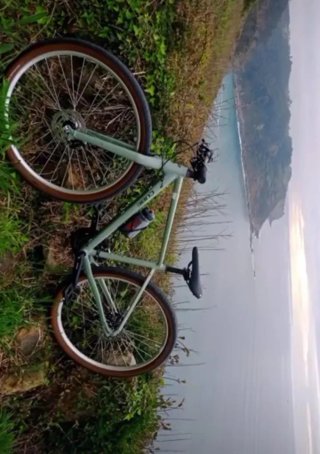 Bicicleta Cube hyde