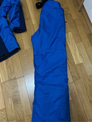Pack Nieve: Chaqueta, Pantalón y Accesorios
