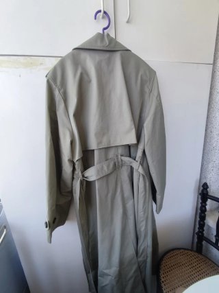 Gabardina larga verde Mango Talla L/XL
