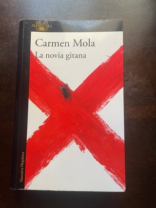 Libro novela La Novia Gitana de Carmen Mola